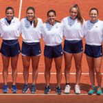 La tenista rosarina y Solana Sierra hicieron un montaje divertido antes del debut en la Copa Billie Jean King.