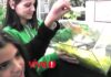 Sorteo Mes de las Infancias en la escuela Dalmacio Vélez Sarsfield de Las Varillas